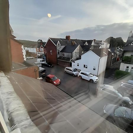 Entire Victoria Park Cardiff Apartment With Free Street Parking Bus 17 And 18 Direct To Cardiff City Centre, Fast Free Wi-Fi Kültér fotó